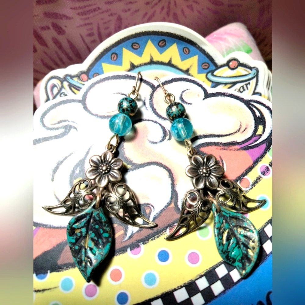 🌸🌿 Flower & Leaf Handmade Hypoallergenic Vintage Style Turquoise Earrings